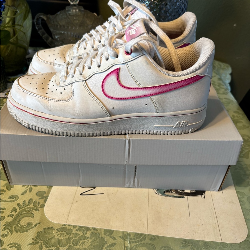 Nike Air Force 1 White and Pink Sneakers